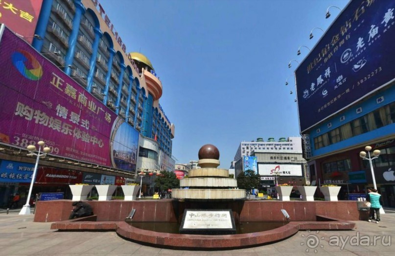 УХУ-центр автомобилестроения в Китае