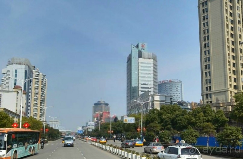 УХУ-центр автомобилестроения в Китае