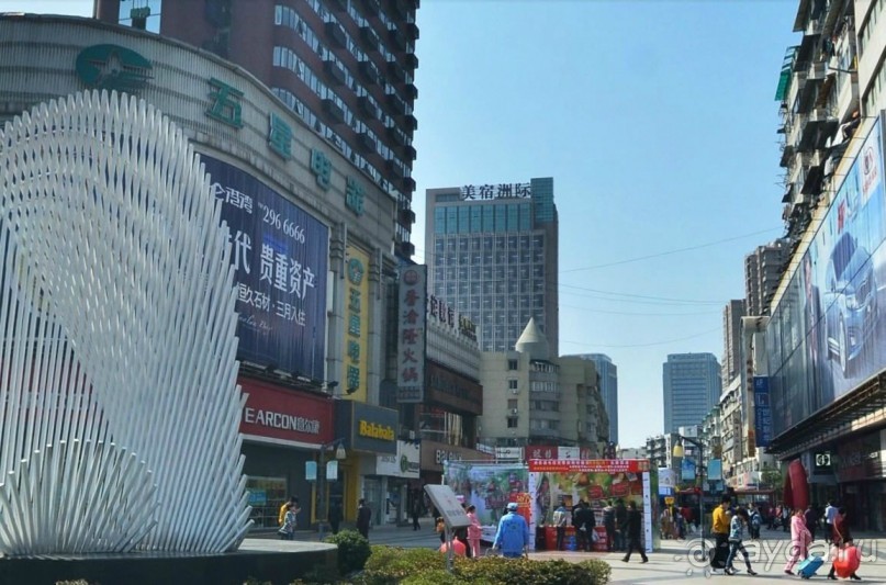 УХУ-центр автомобилестроения в Китае