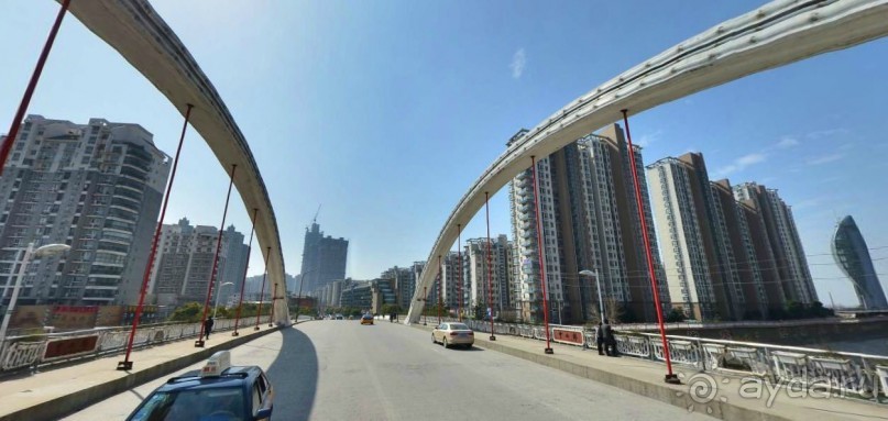 УХУ-центр автомобилестроения в Китае