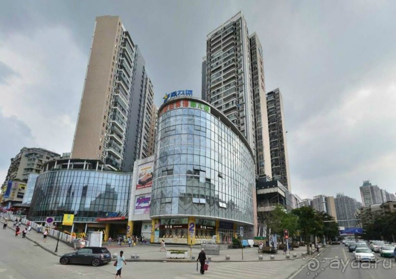 ЦЗУНЬИ-младший брат Гонконга