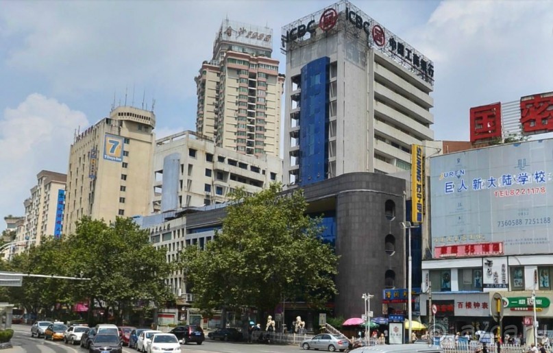 ЦЗУНЬИ-младший брат Гонконга