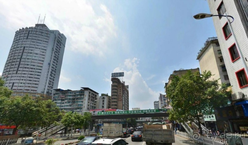 ЦЗУНЬИ-младший брат Гонконга