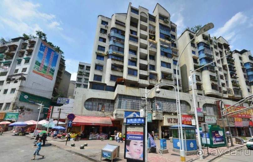 ЦЗУНЬИ-младший брат Гонконга