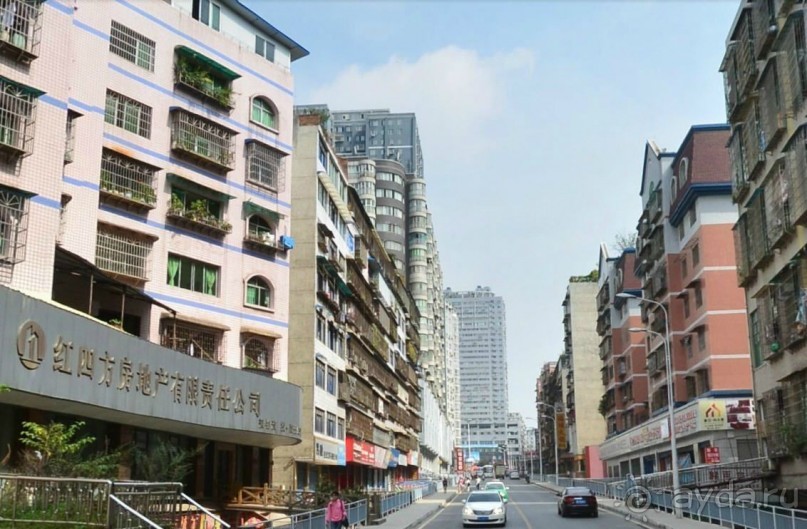 ЦЗУНЬИ-младший брат Гонконга