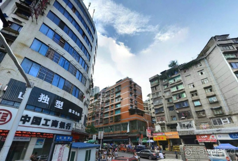 ЦЗУНЬИ-младший брат Гонконга