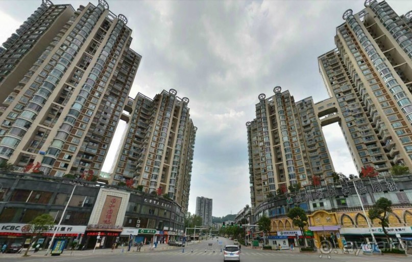 ЦЗУНЬИ-младший брат Гонконга