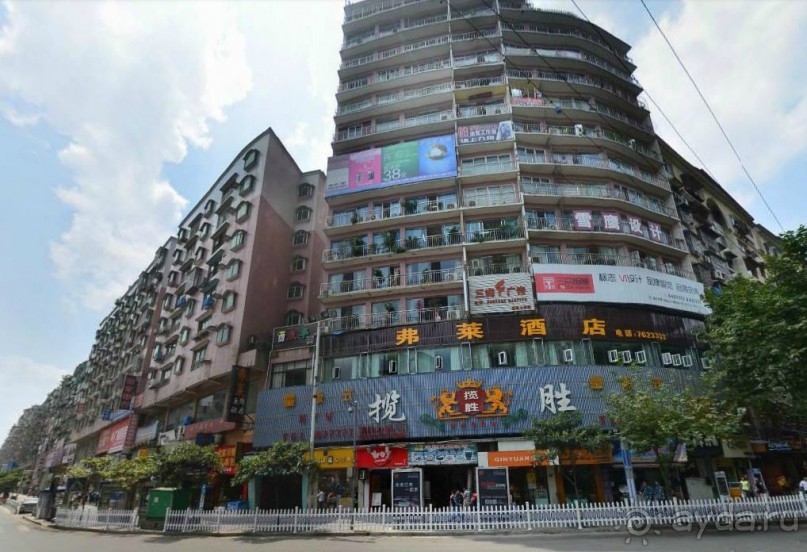 ЦЗУНЬИ-младший брат Гонконга