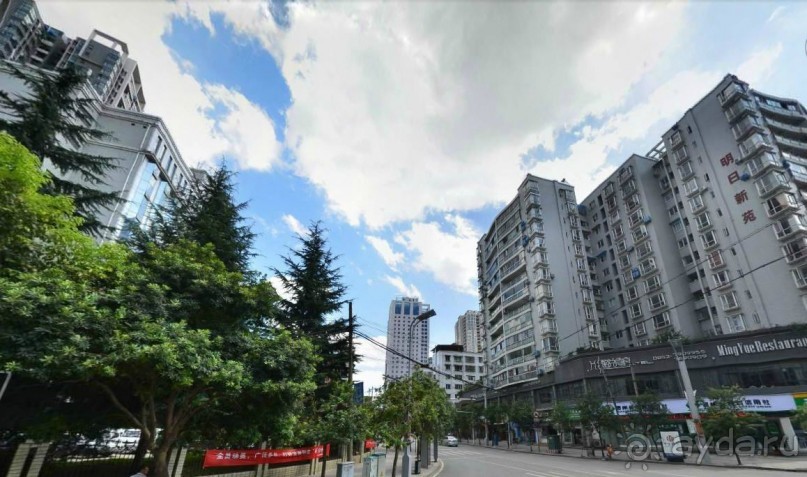 ЦЗУНЬИ-младший брат Гонконга