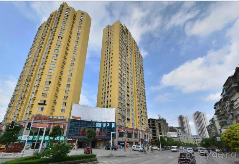 ЦЗУНЬИ-младший брат Гонконга