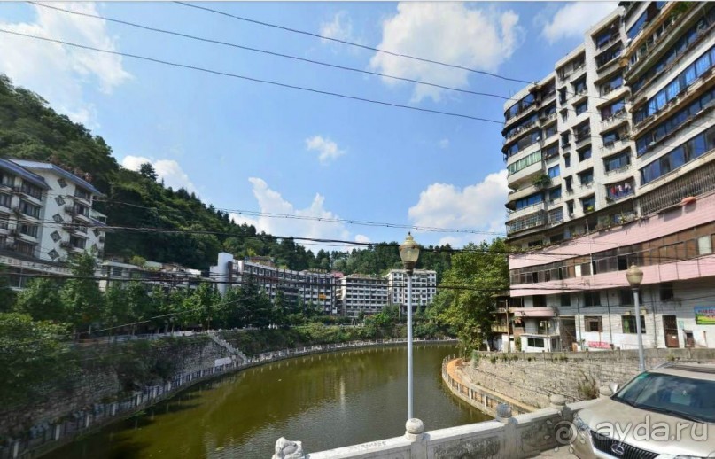 ЦЗУНЬИ-младший брат Гонконга