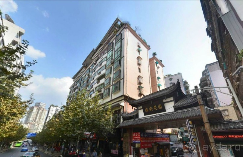 ЦЗУНЬИ-младший брат Гонконга