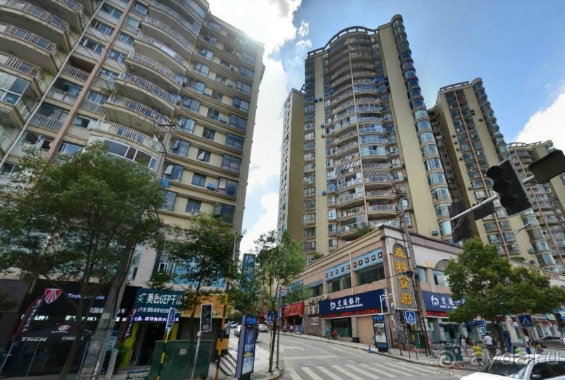 ЦЗУНЬИ-младший брат Гонконга