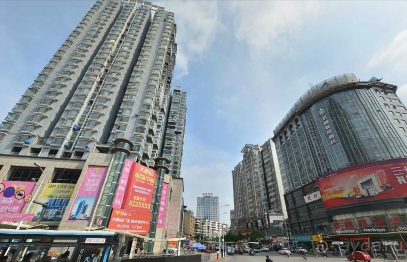 ЦЗУНЬИ-младший брат Гонконга