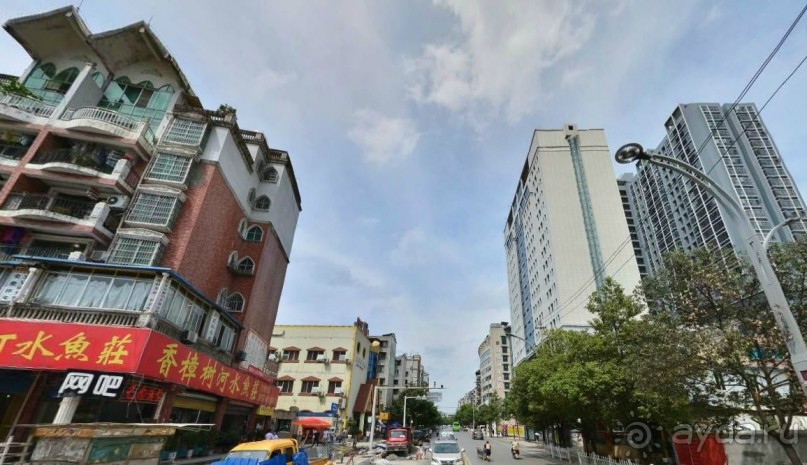 ЦЗУНЬИ-младший брат Гонконга