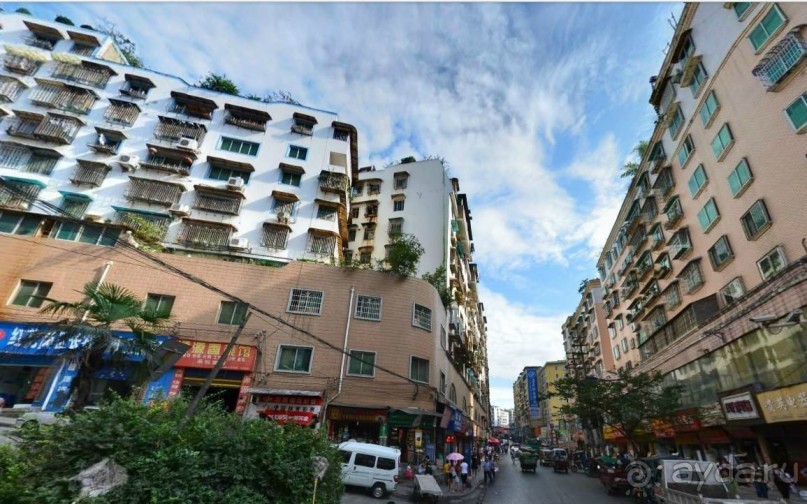 ЦЗУНЬИ-младший брат Гонконга