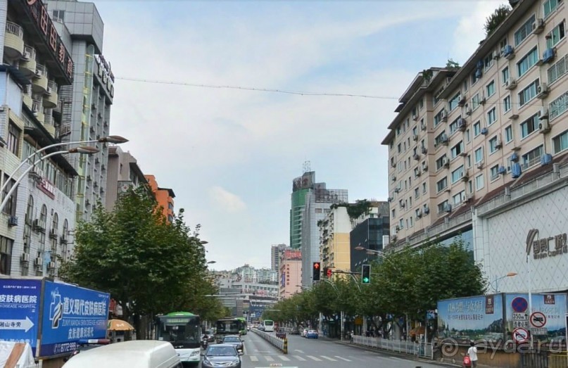 ЦЗУНЬИ-младший брат Гонконга