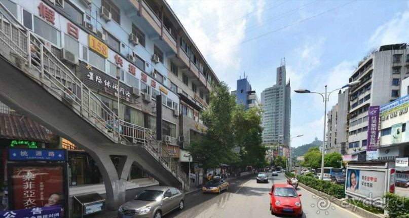 ЦЗУНЬИ-младший брат Гонконга