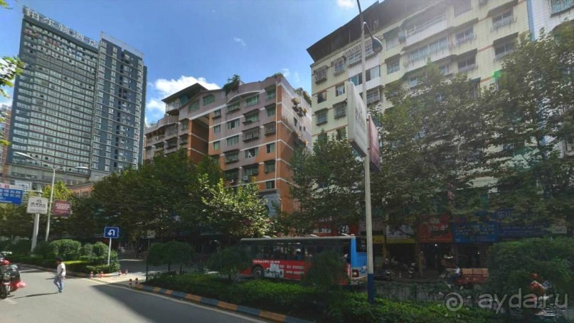 ЦЗУНЬИ-младший брат Гонконга