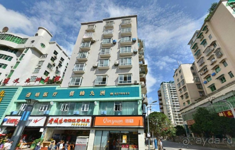 ЦЗУНЬИ-младший брат Гонконга