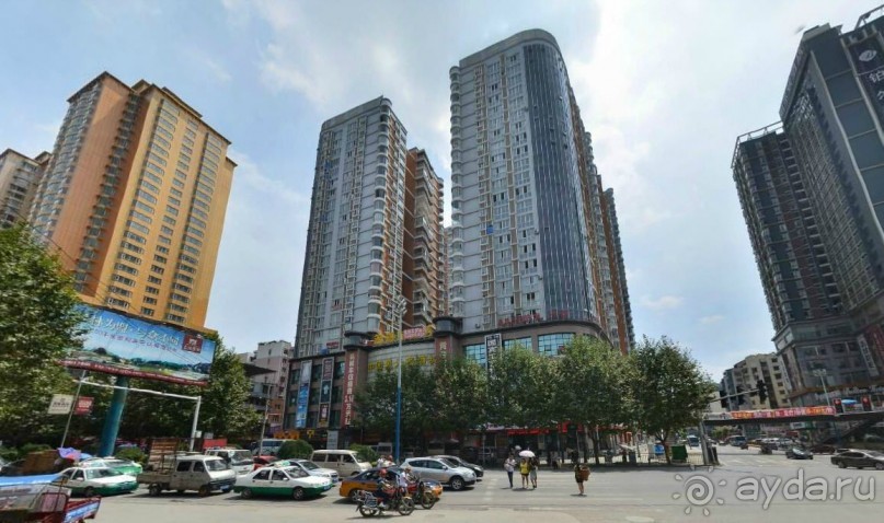 ЦЗУНЬИ-младший брат Гонконга