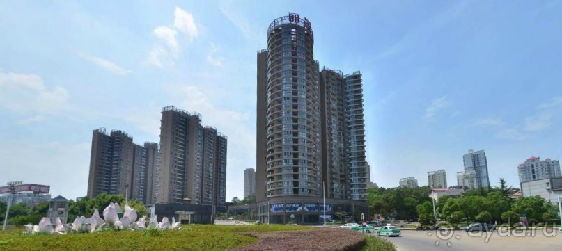 ЦЗЮЦЗЯН-город озёр