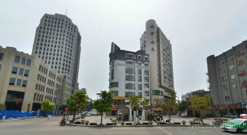 ЦЗЮЦЗЯН-город озёр