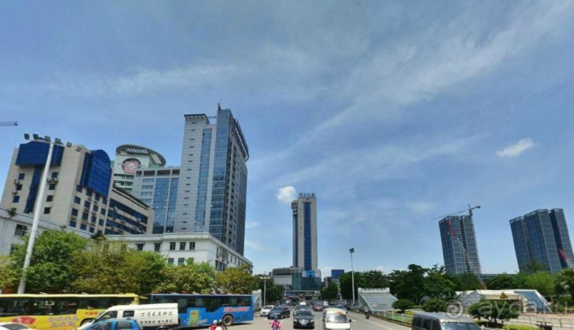 ЛЮЧЖОУ-город среди холмов