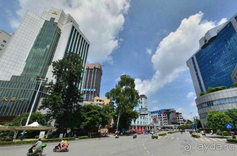 ЛЮЧЖОУ-город среди холмов