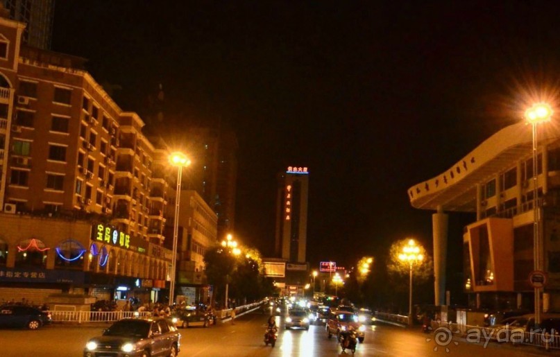 ЛЮЧЖОУ-город среди холмов