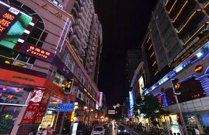 ЛЮЧЖОУ-город среди холмов