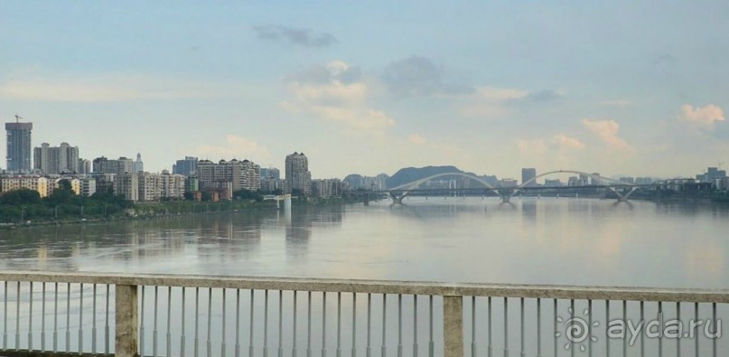 ЛЮЧЖОУ-город среди холмов