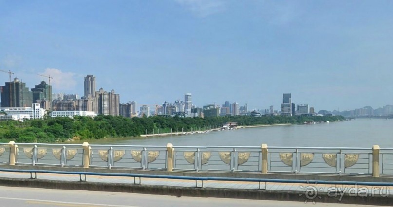 ЛЮЧЖОУ-город среди холмов