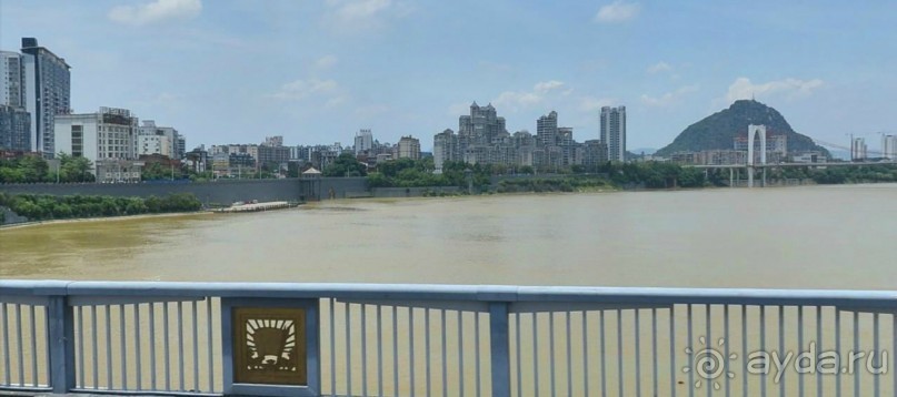 ЛЮЧЖОУ-город среди холмов