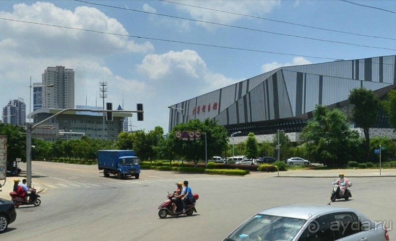 ЛЮЧЖОУ-город среди холмов