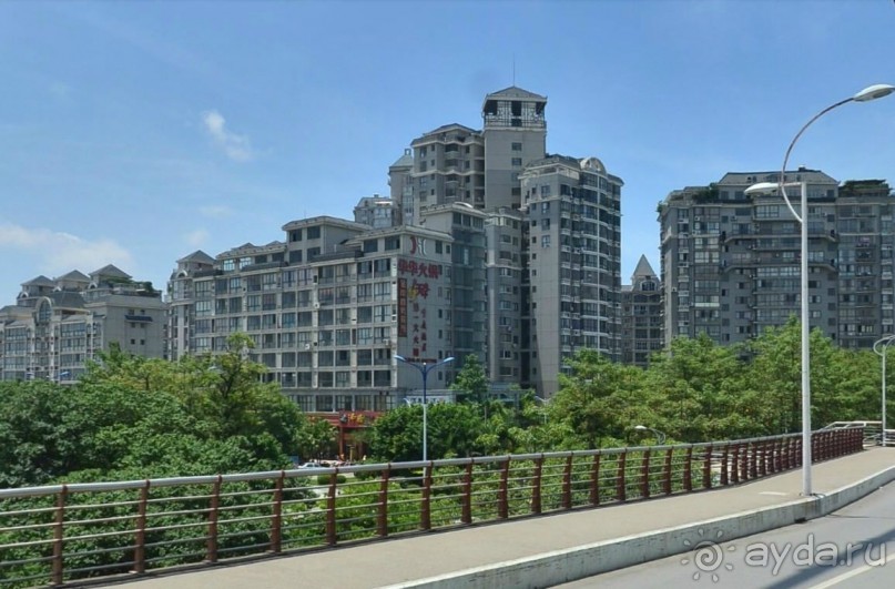 ЛЮЧЖОУ-город среди холмов