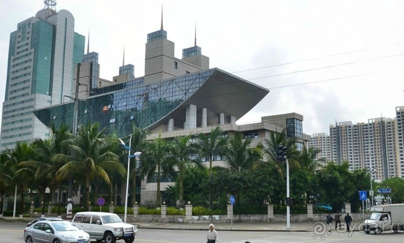 ХАЙКОУ-столица китайского острова ХАЙНАНЬ