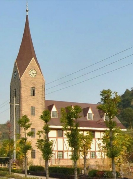 ИЧАН-ворота Сычуаньской котоловины