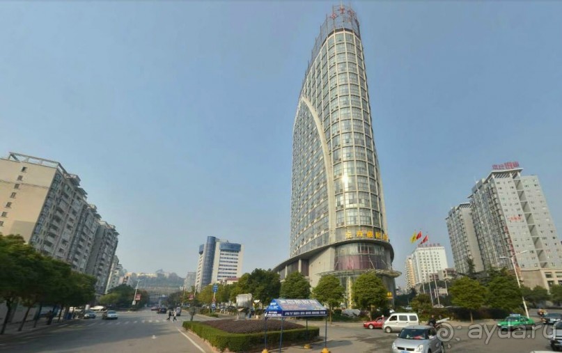 ИЧАН-ворота Сычуаньской котоловины