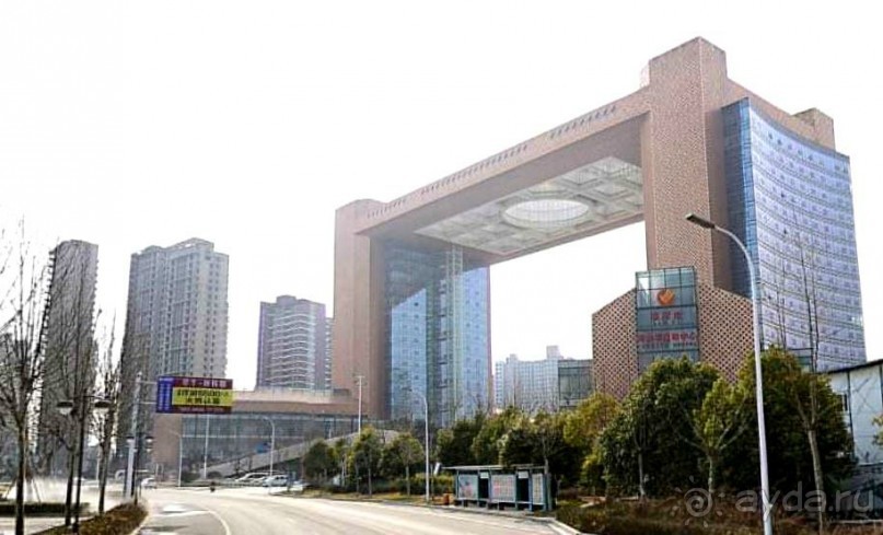 ЛИНЬИ-столица динозавров