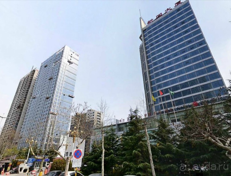 ЛИНЬИ-столица динозавров