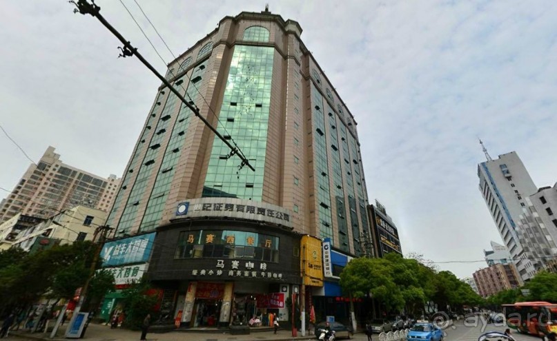 Наньчан-по пути из Пекина в Гонконг