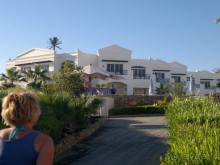 Определитесь сразу,зачем едете,если за красивым морем,то,вероятно,Вам не сюда...