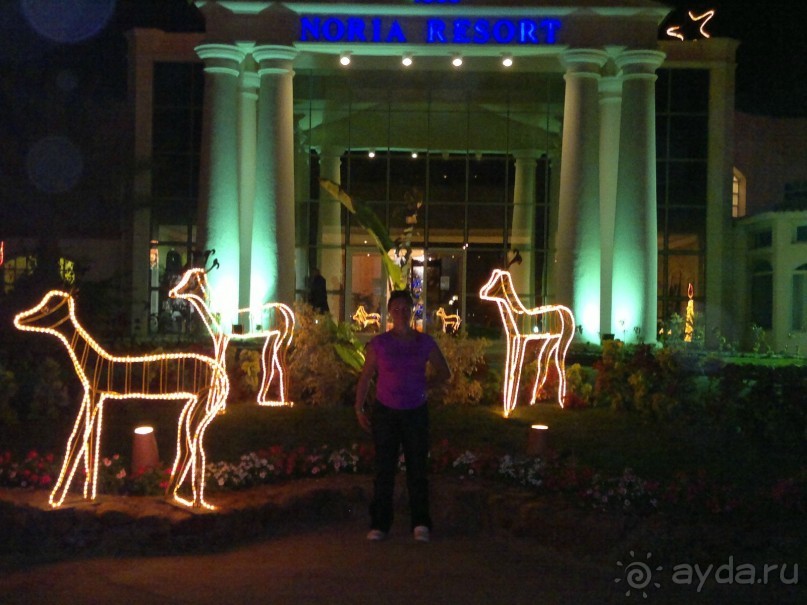 Определитесь сразу,зачем едете,если за красивым морем,то,вероятно,Вам не сюда...