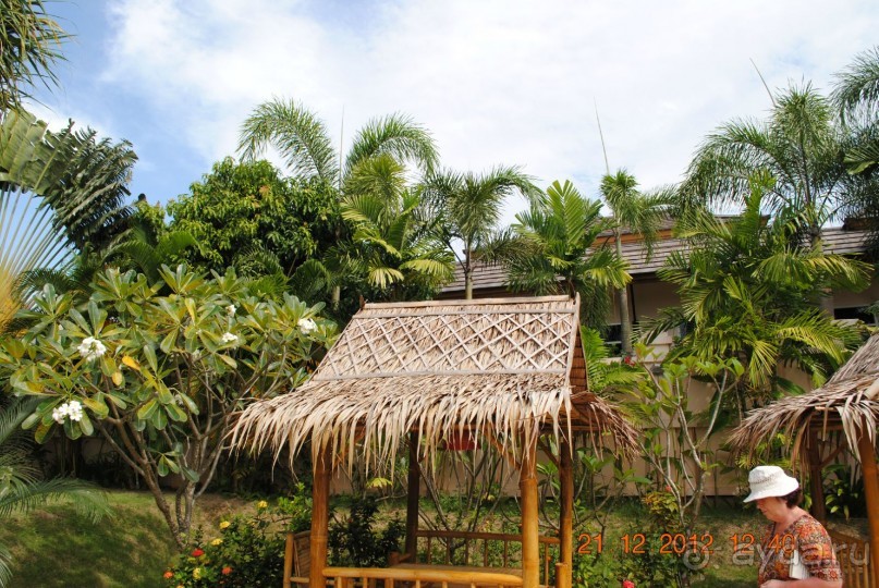 Отзыв об отеле Chalong Beach