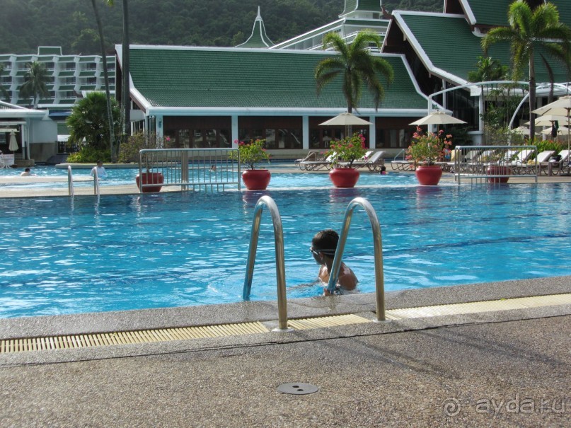 фото Le Meridien Phuket Beach Resort 