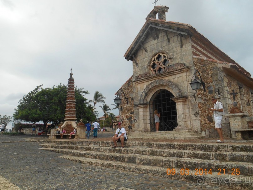Говорят в этой церкви венчался Майкл Джексон