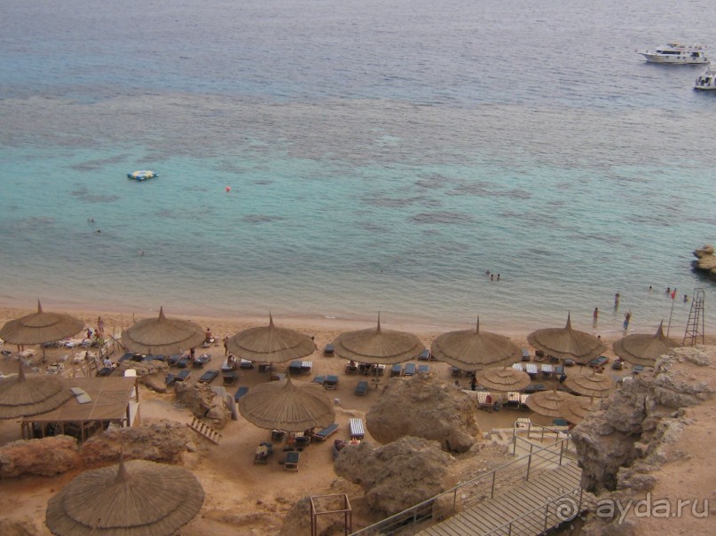 вид на пляж сверху