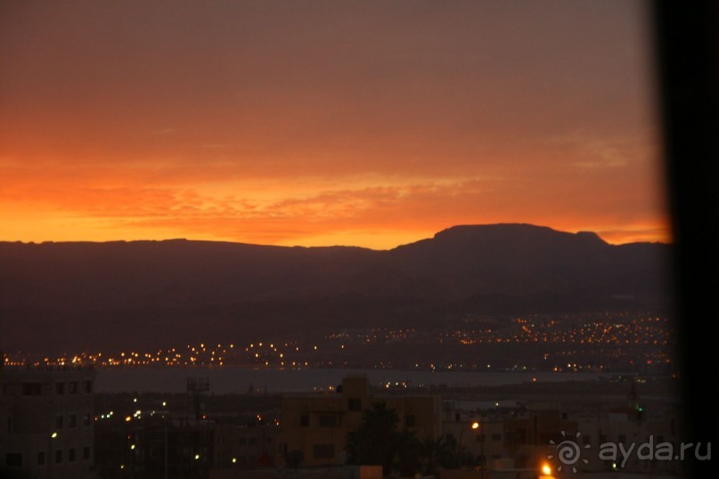 вид из Акабы на Эйлат