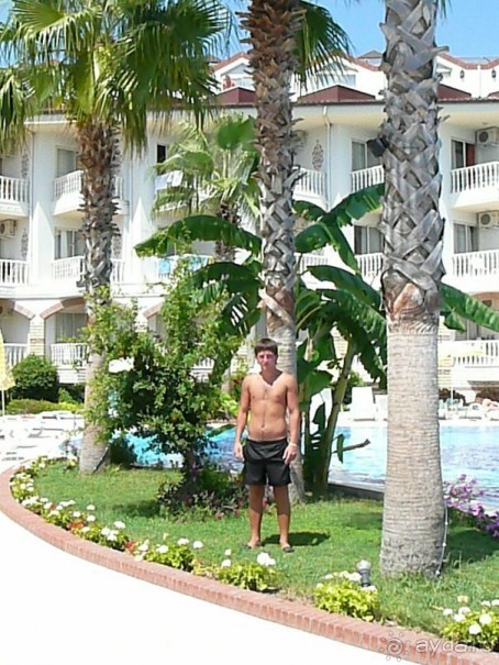 фото Larissa Sultans Beach